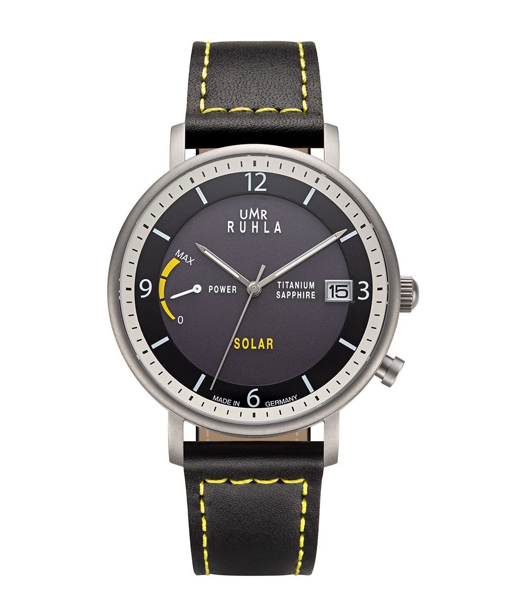 UMR Ruhla Titan Solaruhr 94102 Schwarz Lederband 41 mm